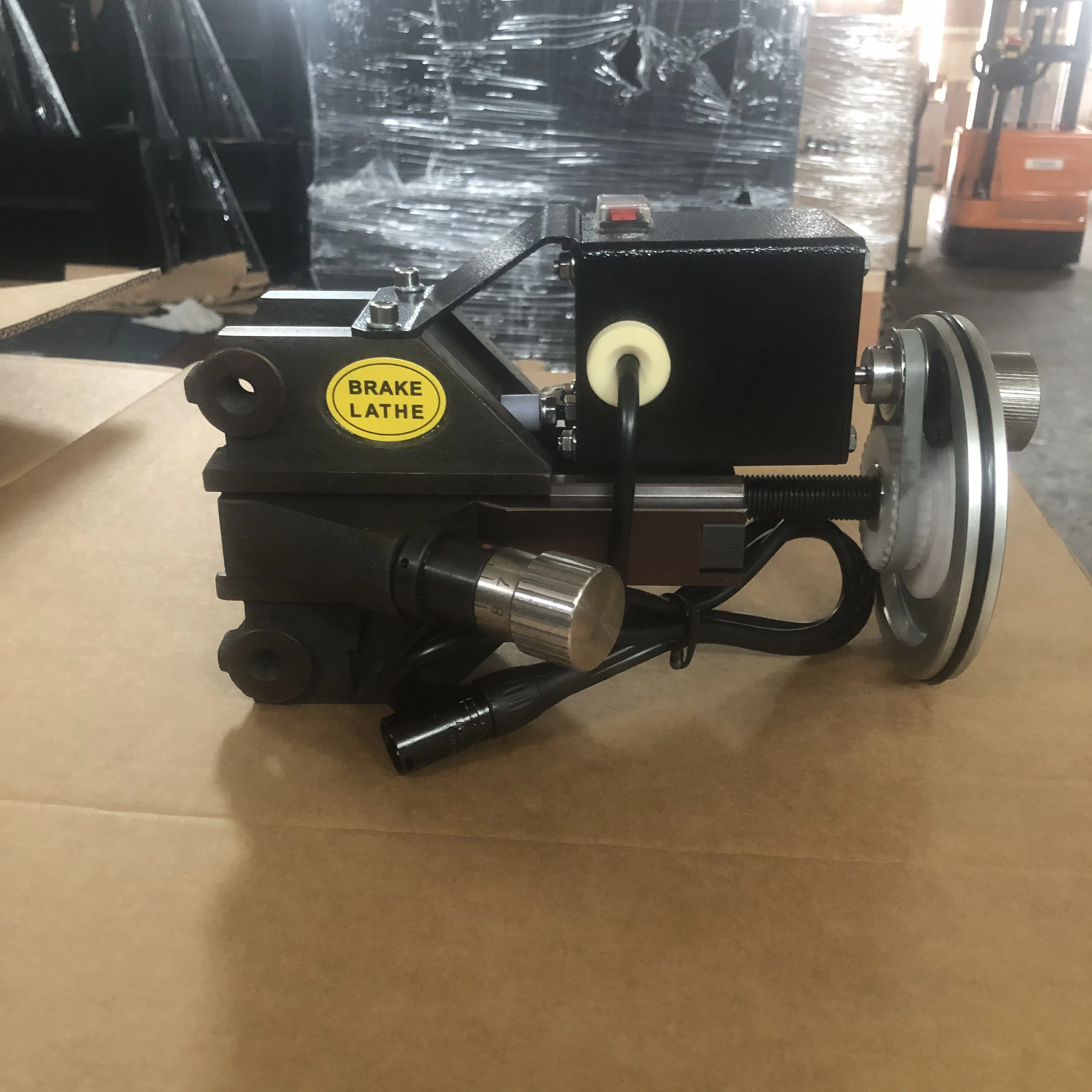 

Auto Repair Car Disc Aligner Brake Lathe Machine AM8700 Original Accessories without Drive Unit - Tooling Part for Vehicle Maint