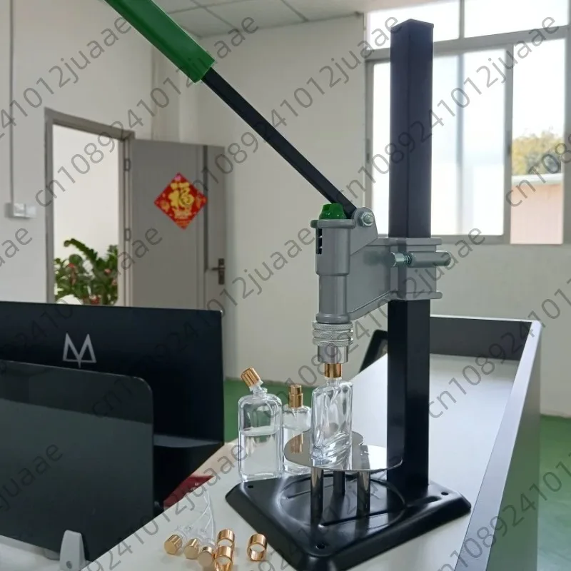 Perfume Bottle Crimping Machine Perfume Bottle Capper Plastic Bayonet Press Sleeve Machine Sealing Machine For Perfume Packaging