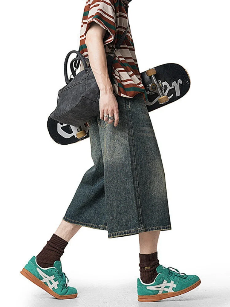 

Мужские летние джинсы прямого кроя в американском стиле, с эффектом потертости, широкие, укороченные (7/8), свободного силуэта CleanFit