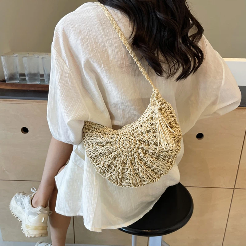 Half Round Straw Bag for Women Summer Beach Rattan Shoulder Bag Zipper Woven Crossbody Handbags Bohemia Vacation