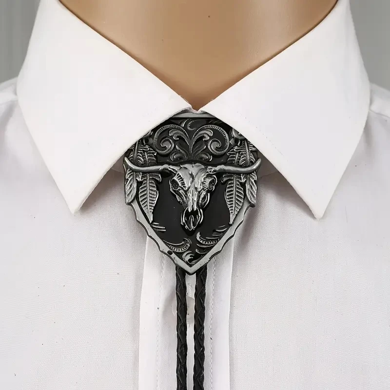 

Big cow head western cowboy Tang grass pattern bolo tie leather fashion pendant men and women bolo tie tie rope tide