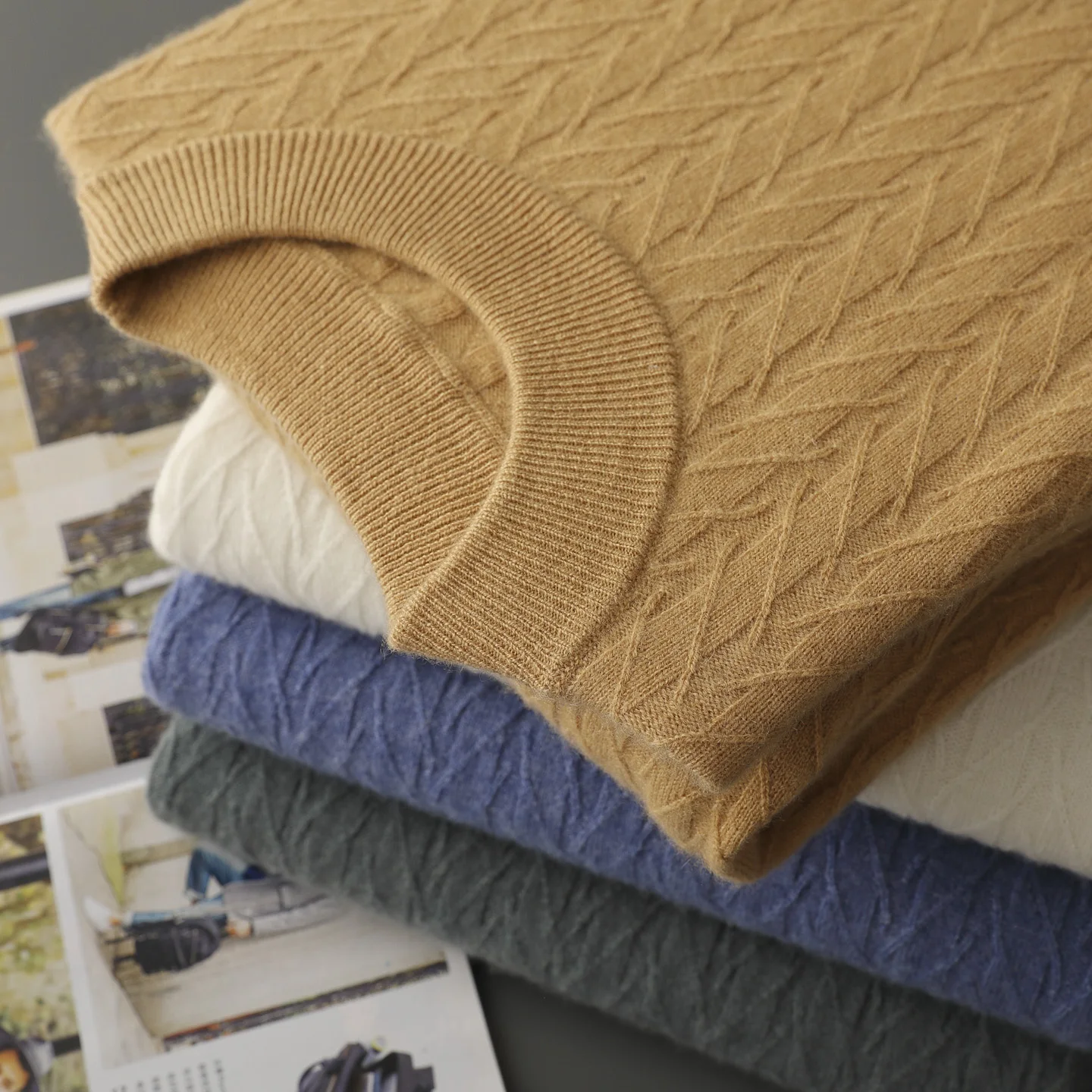 

Autumn Winter Men's 100% Cashmere Cable Knit Half-High Neck Sweater Fashion Casual Long Sleeve Pullover Classic Versatile Knit