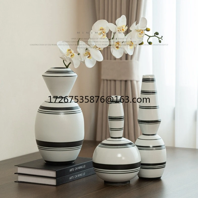 

High-end ceramic vase Nordic simple striped living room entrance dining table flower arrangement table decoration