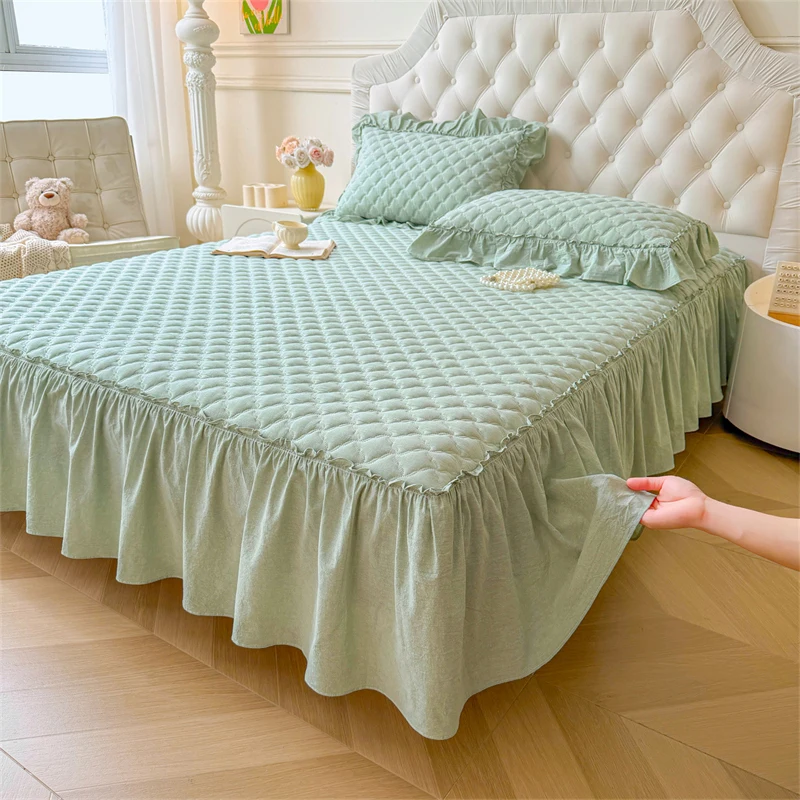 1pc Quilted Bed Skirt Pure Color Bed Cover with Lace colcha de cama casal Queen/King Size Cotton 침대스커트 (Pillowcase Need Order)