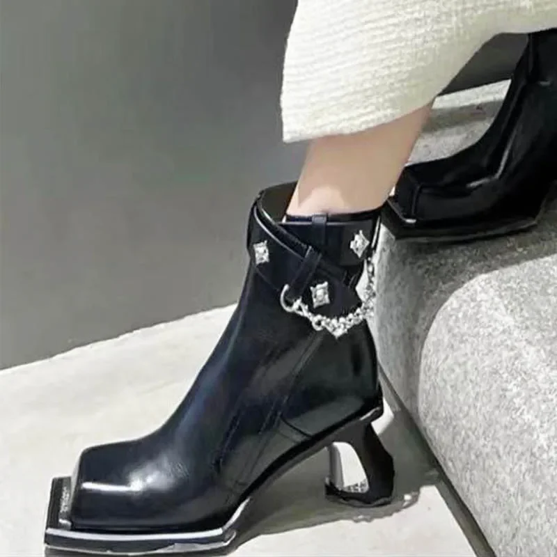 

Square Toe Side Zipper Metal Shaped Heel Short Boots Woman Winter 2025 Punk Style Rhinestone Rivet Chain Fashion Boots for Women