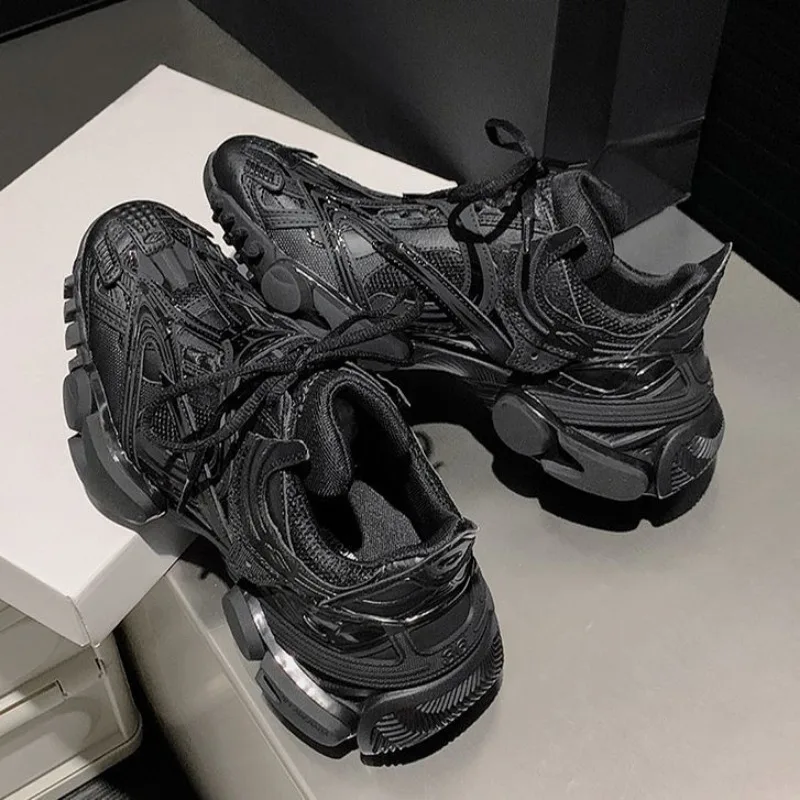 

Classic Brand Couples Walking Outdoor Shoe Fashion Sports and Leisure Shoe Designer Height Increase Sport Shoe 36-44