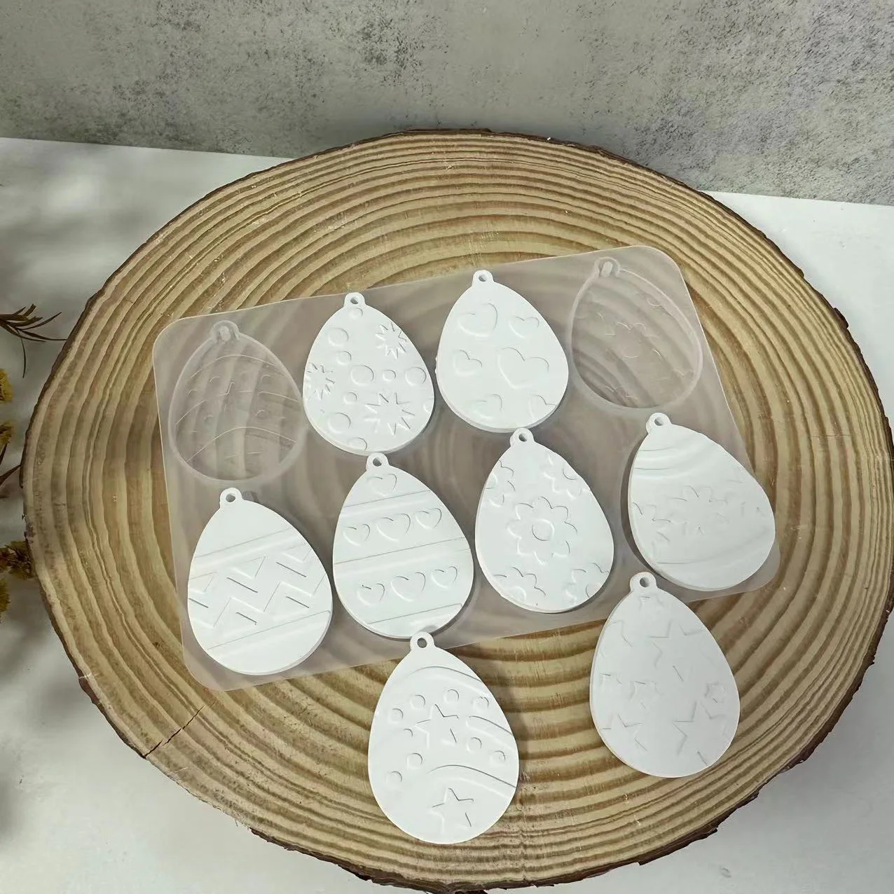 DIY Easter Egg Pendant Resin Mold Holiday Decoration Eggs Cement Gypsum Silicone Molds Egg Keychain Resin Mold Home Ornaments