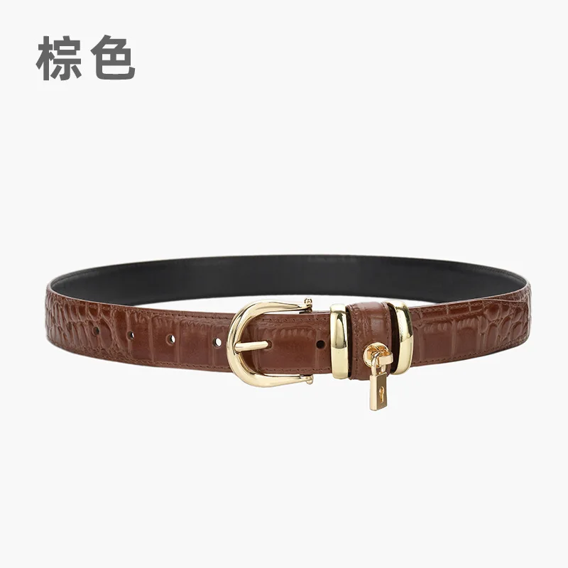 حزام نسائي بسيط ومتعدد الاستخدامات وعصري، حزام كاجوال من الجلد الطبيعي بنمط التمساح. حزام عريض 2.8 سم