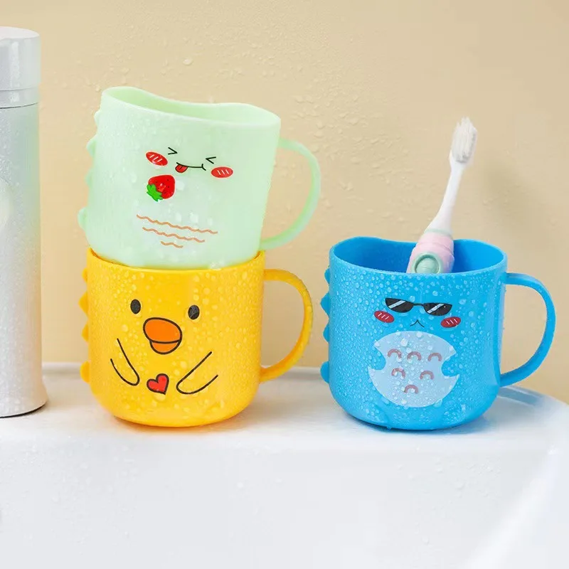 Children\'s cartoon mouthwash cup Bao Bao cute thickened brushing cup Penguin bathroom wash cup with handle jar