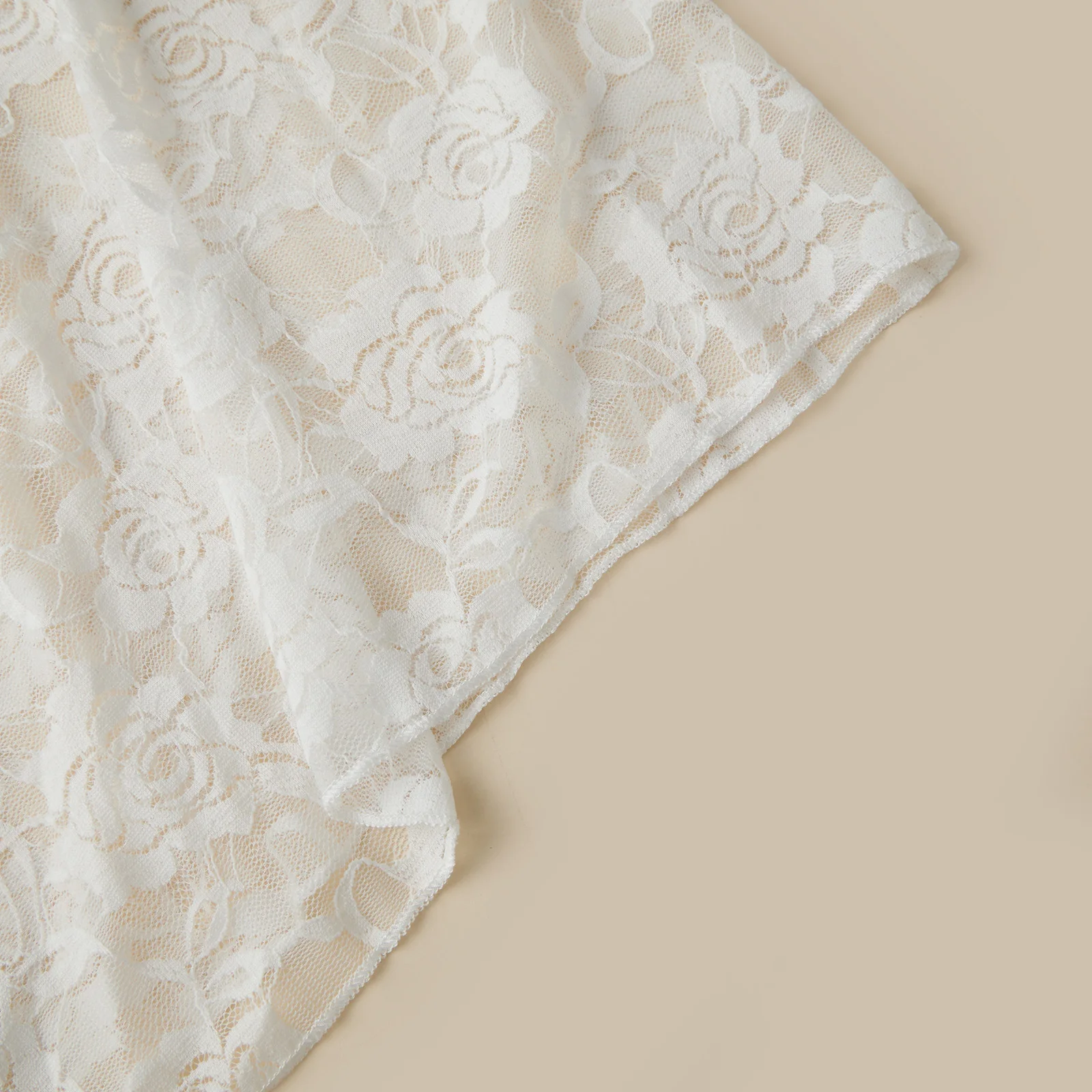 女性のレースシアーロングドレスファッショナブルなソリッドカラーVネック長袖スプリットボディコンドレス