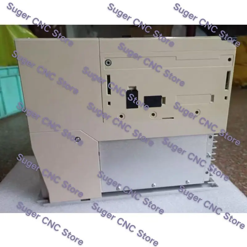 New SGD7S-330AA0C202 5KW servo drive quickly shipped