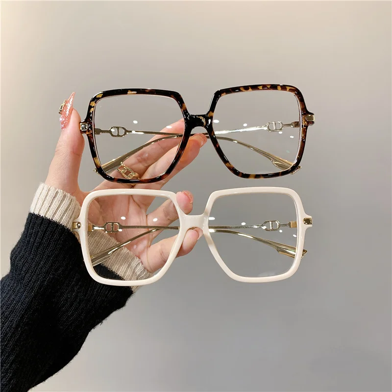 2023 Spot Anti Blue Light European American Flat Lens Eye Protection Glasses Cross-border Fashion Large Frame Metal Eyewear