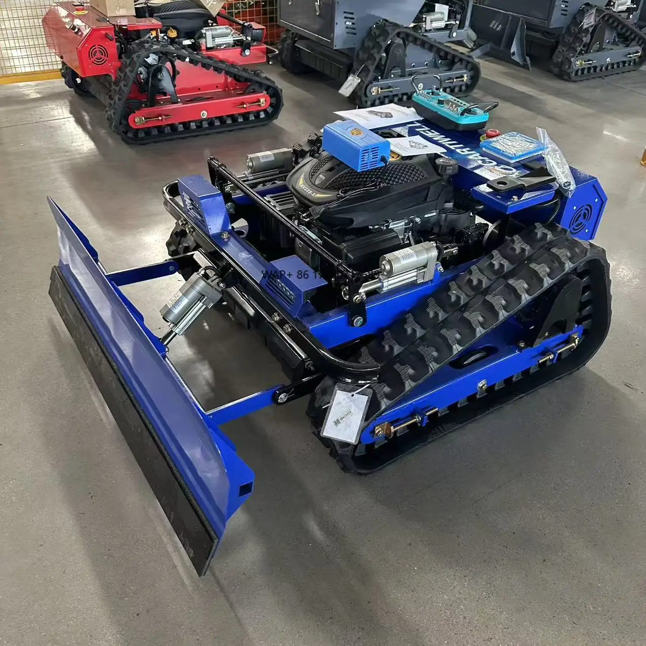 Industrial-grade 4-stroke Remote-controlled Off-road Tracked Lawnmower, Farm and Gardening Tools