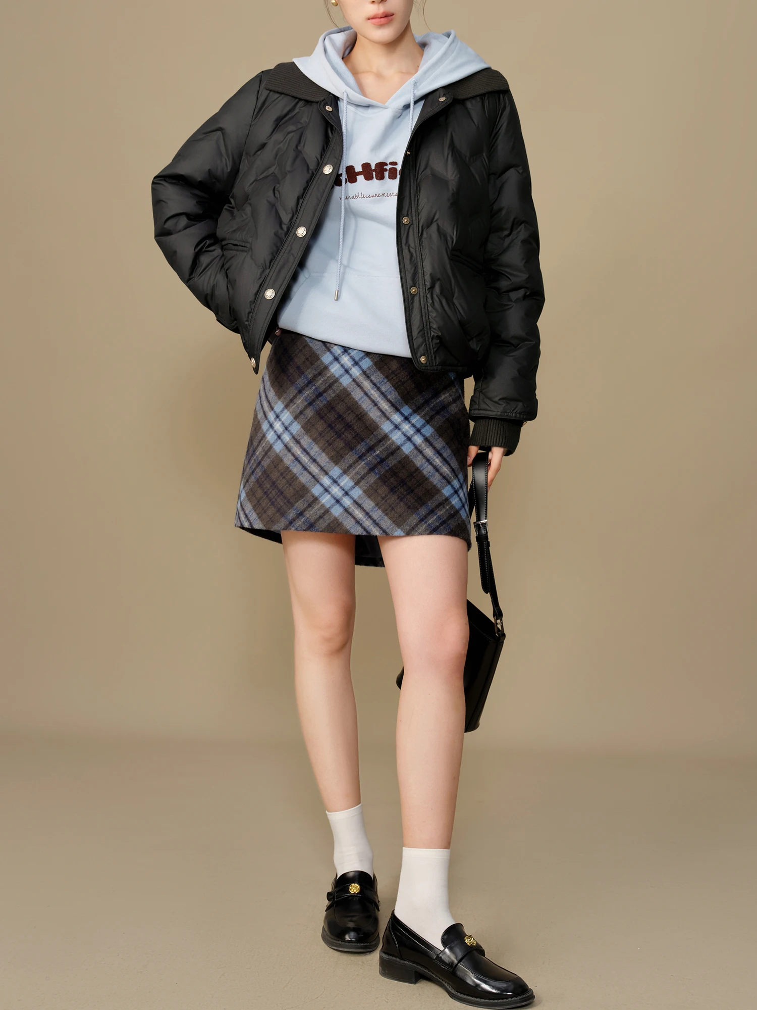 DUSHU Vrouwen Blauwe Plaid Mini Rokken Winter Dikker Boven-Knie Lengte Retro Rode Rok Hoge Taille Korte Bodems 24DS84476