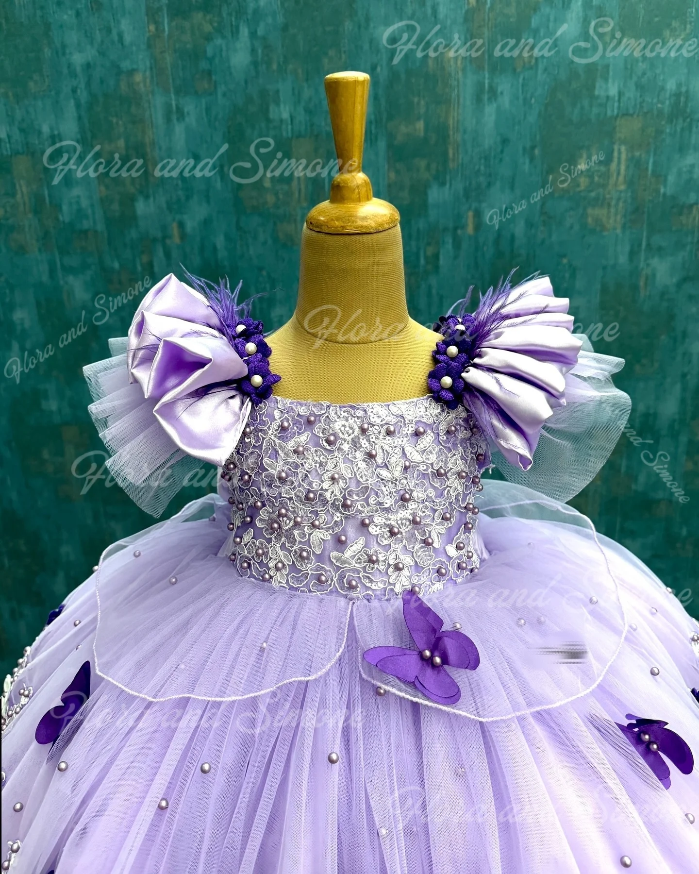 Customized Luxury Birthday Dress Lace Pearls Infant Applique Flower Girl Dress for Dress Princess Long Christmas Prom Ball Gown
