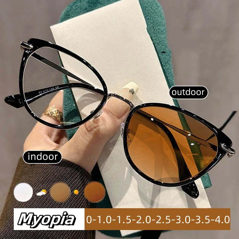 Ultra Light Color Changing Myopia Glasses for Women Cat Eye Frame Photochromic Near Sight Eyewear Optical Spectacles 0 To -4.0