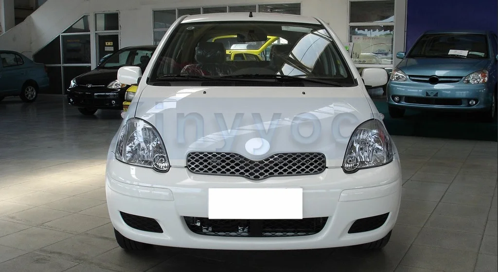 Paraurti anteriore Lato destro Gancio di traino Copertura per Toyota VITZ 2003-2007 Paraurti Traino Eye Trim Cap Copertura