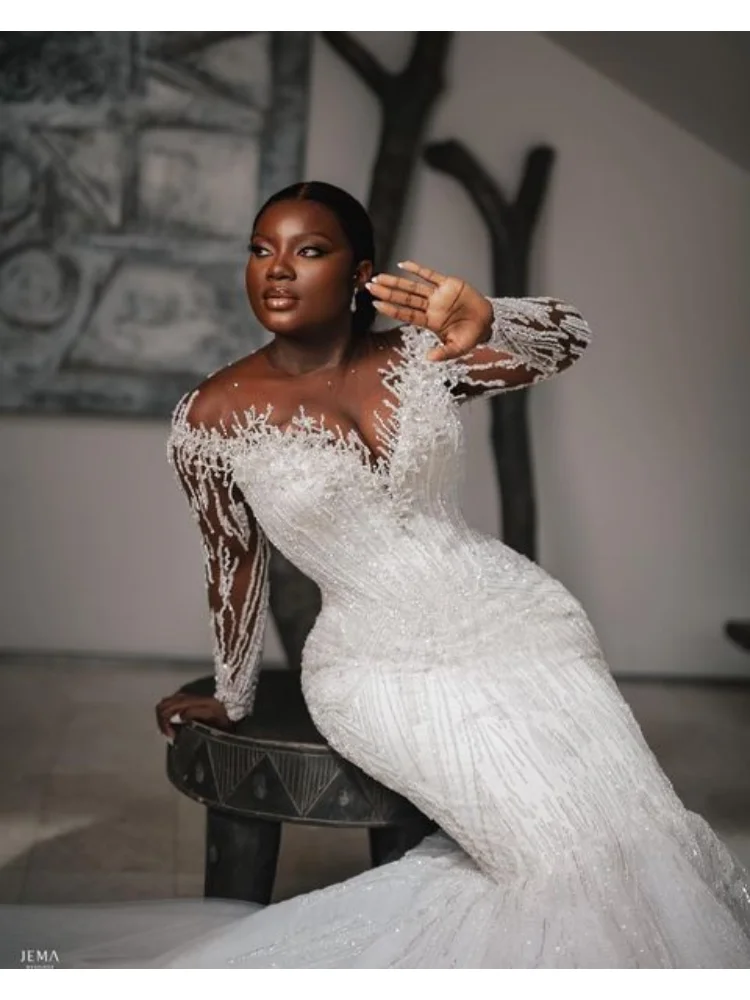 カスタマイズされた2026年新作、ゴージャスでセクシーなマーメイドウェディングドレス、深いVネック、長袖、レースとビーズの装飾、ベスティド・デ・ノイバ