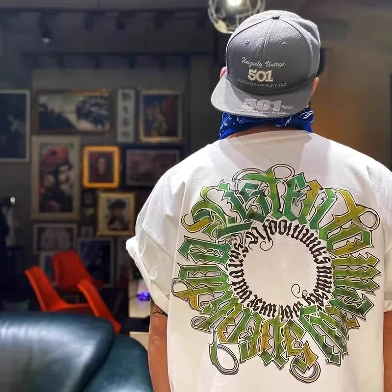 Circular Gradient Green Gothic Script Ring Text Graphic T Shirt Chicano Tattoo Font Back Print Cotton Oversized Short Sleeve Tee