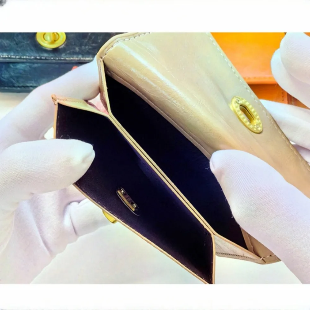 กระเป๋าใส่การ์ดสไตล์เกาหลีแบบใหม่ผู้หญิง, กระเป๋าใส่บัตรหลายชั้นล็อกย้อนยุคสีทึบเรียบง่ายกระเป๋าใส่บัตรผู้หญิง