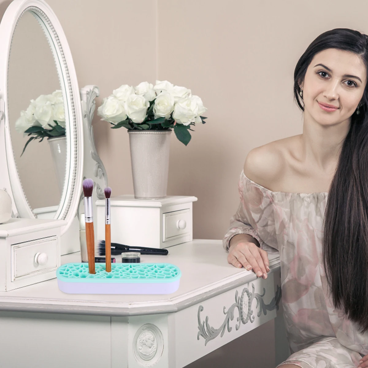 

Makeup Brush Holder Organizer Rack Display Shelf Pink Durable Silicone Lightweight Portable For Travel Home Family