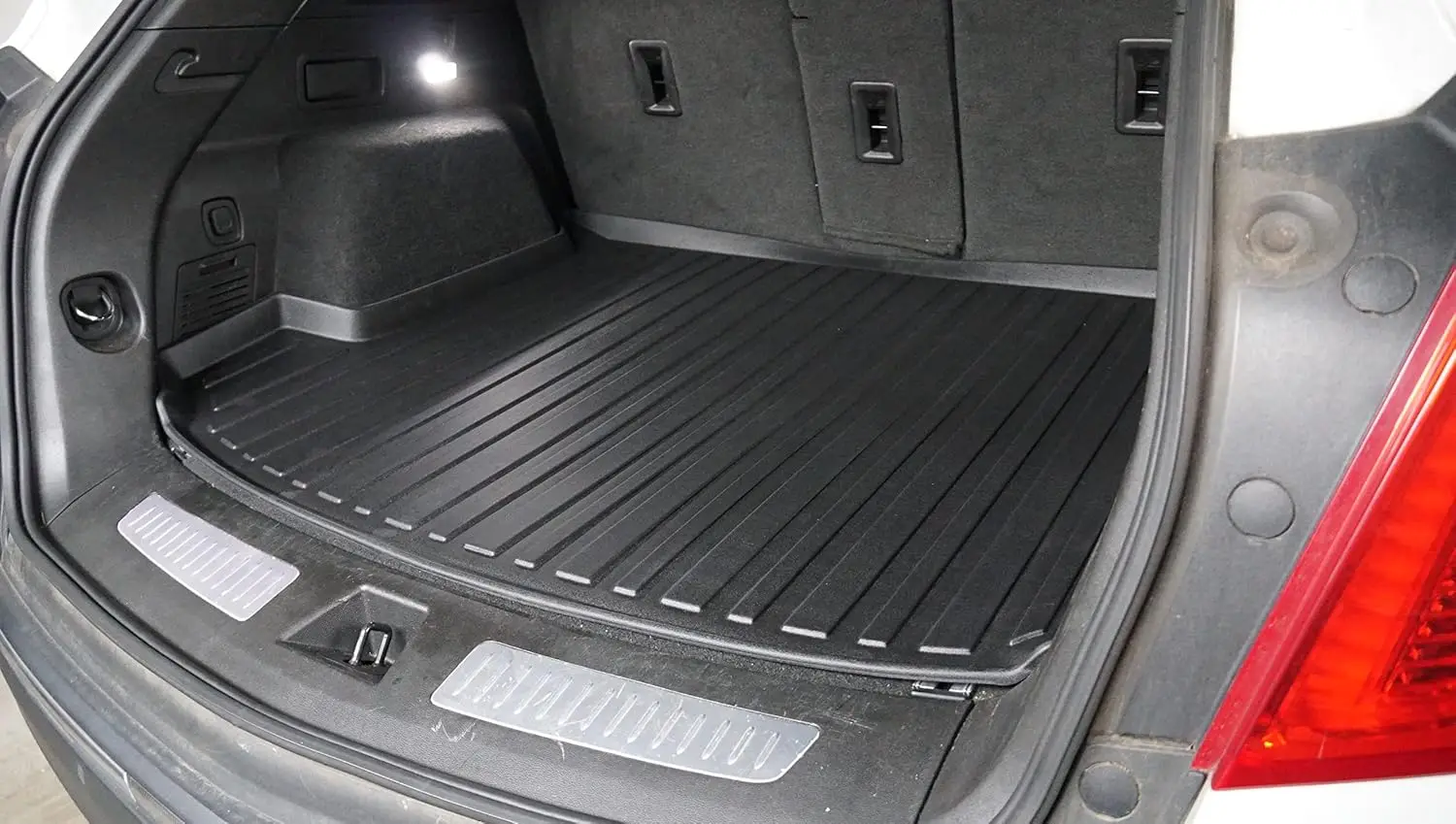 

Cargo Liner for Cadillac XT5 2017-2025 Custom Fit Trunk Mat All-Season Black 3D Shaped with Raised Edge