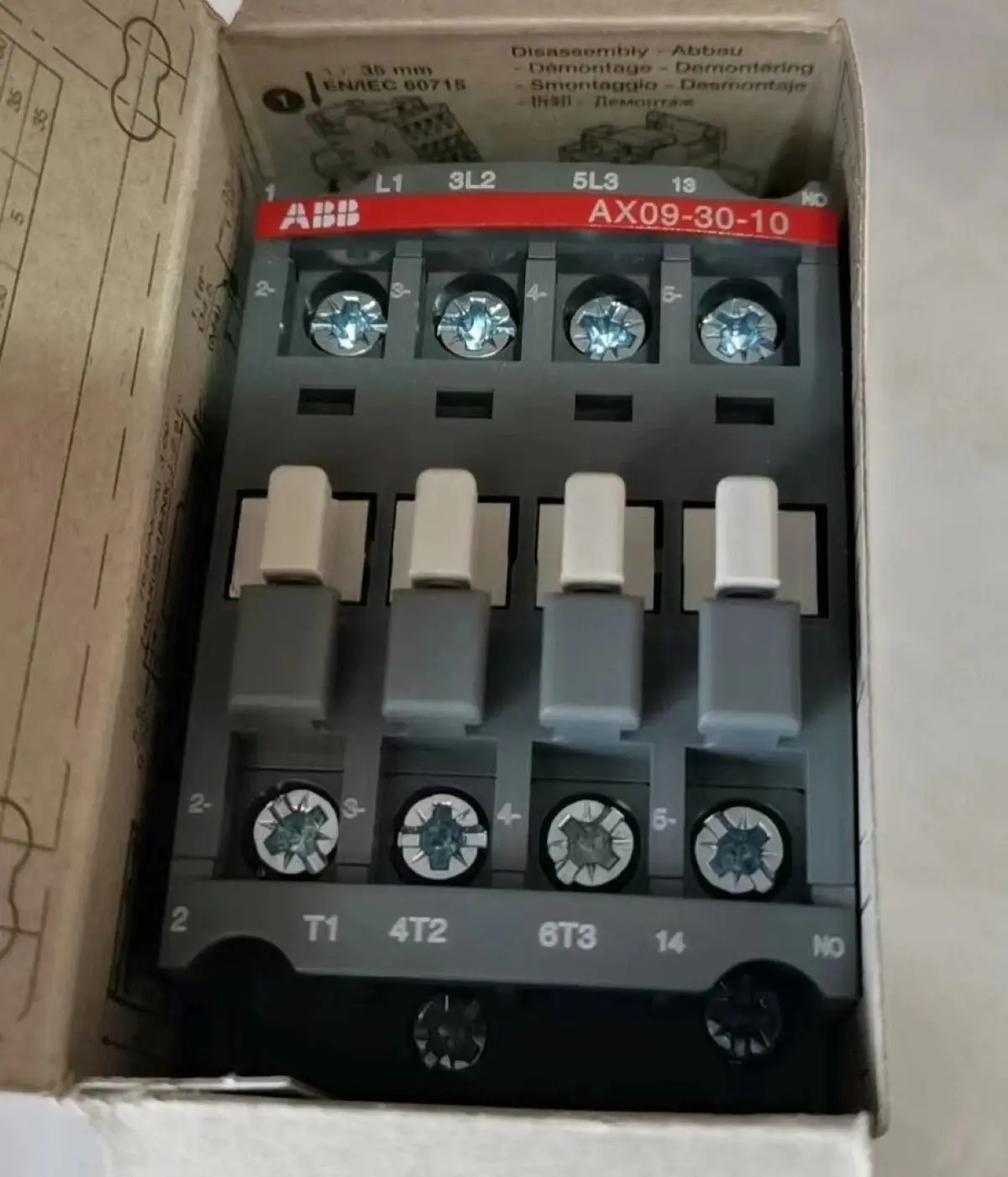 AX09-30-10-81*24V 50/60Hz 10139469 1SBL901074R8110 Contactor