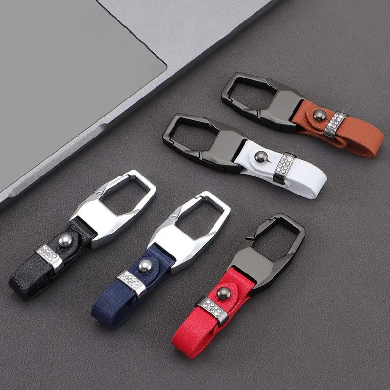 

High End Leather Scratch Resistant Durable Metal Fashionable Keychain Car Decoration Accessories Auto Interior Car Stuff