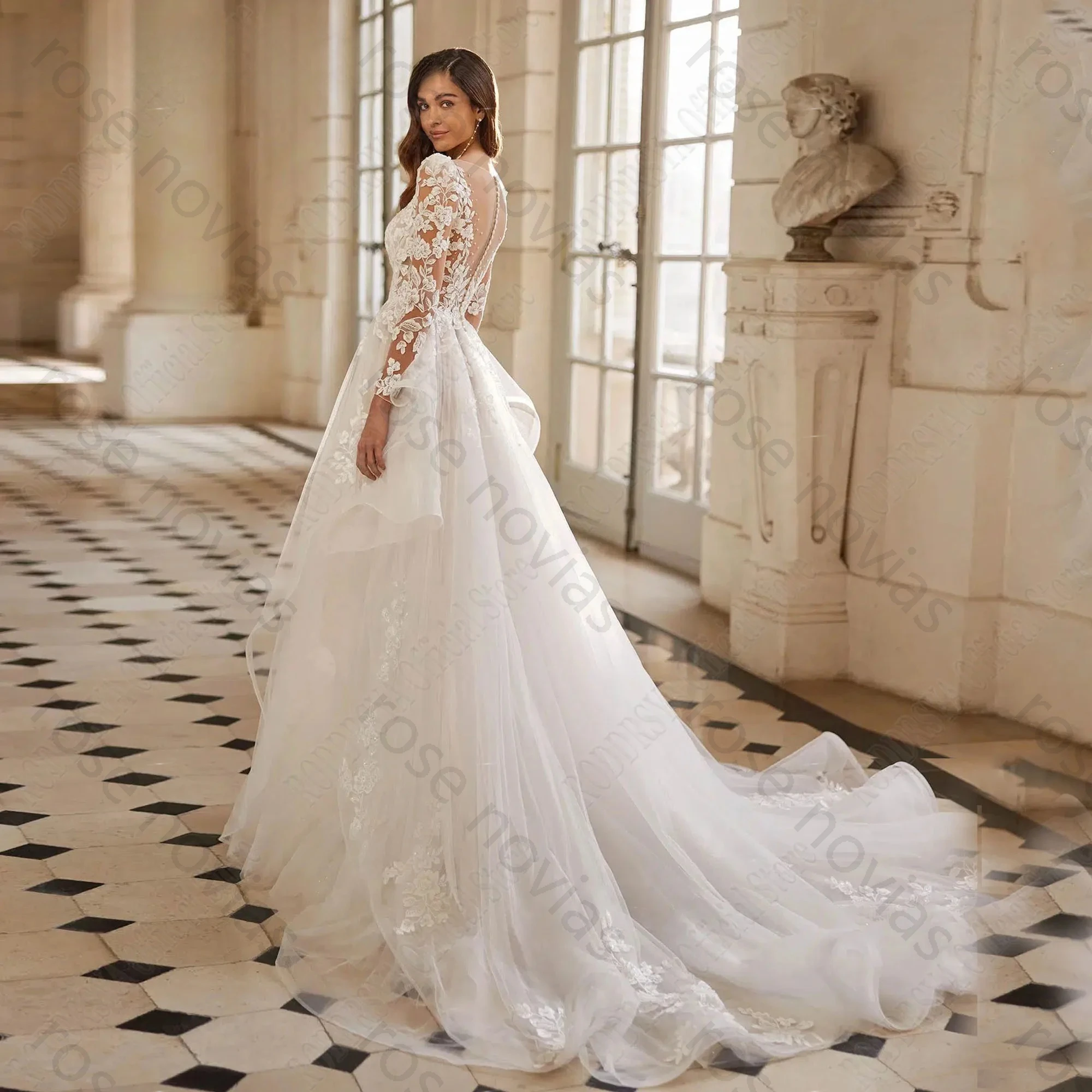 High Quality Charming A-line Wedding Dress Long Sleeve Tiered Tulle Bride Gowns Applique Lace Scoop vestidos de novia Customized