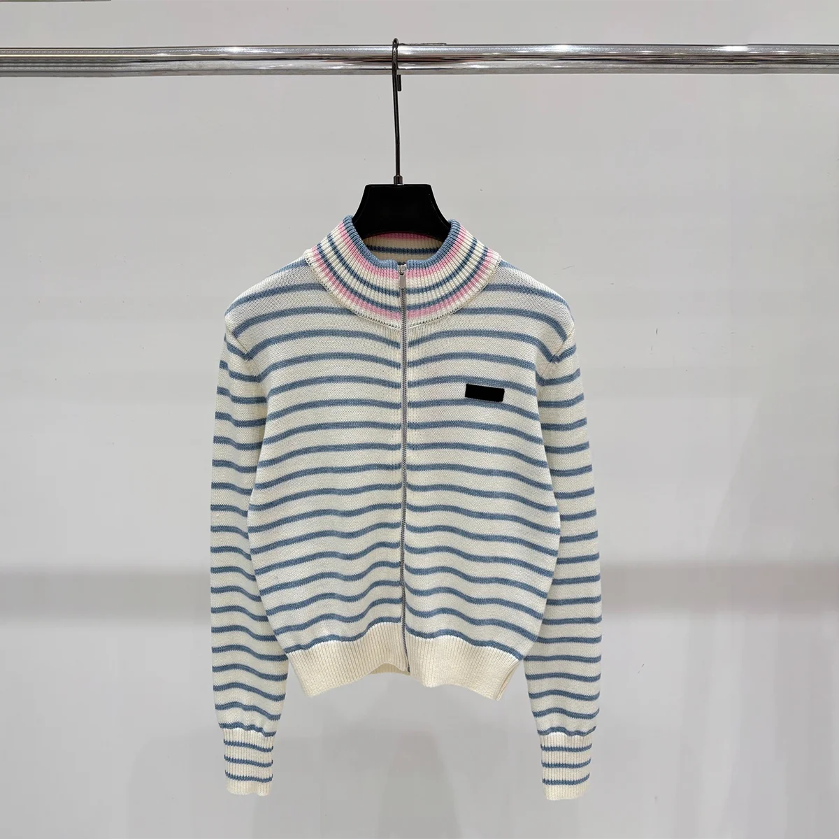 2026 High-Quality Korean-Style Color-Blocking Semi-High-Neck Striped Knit Cardigan--2691782