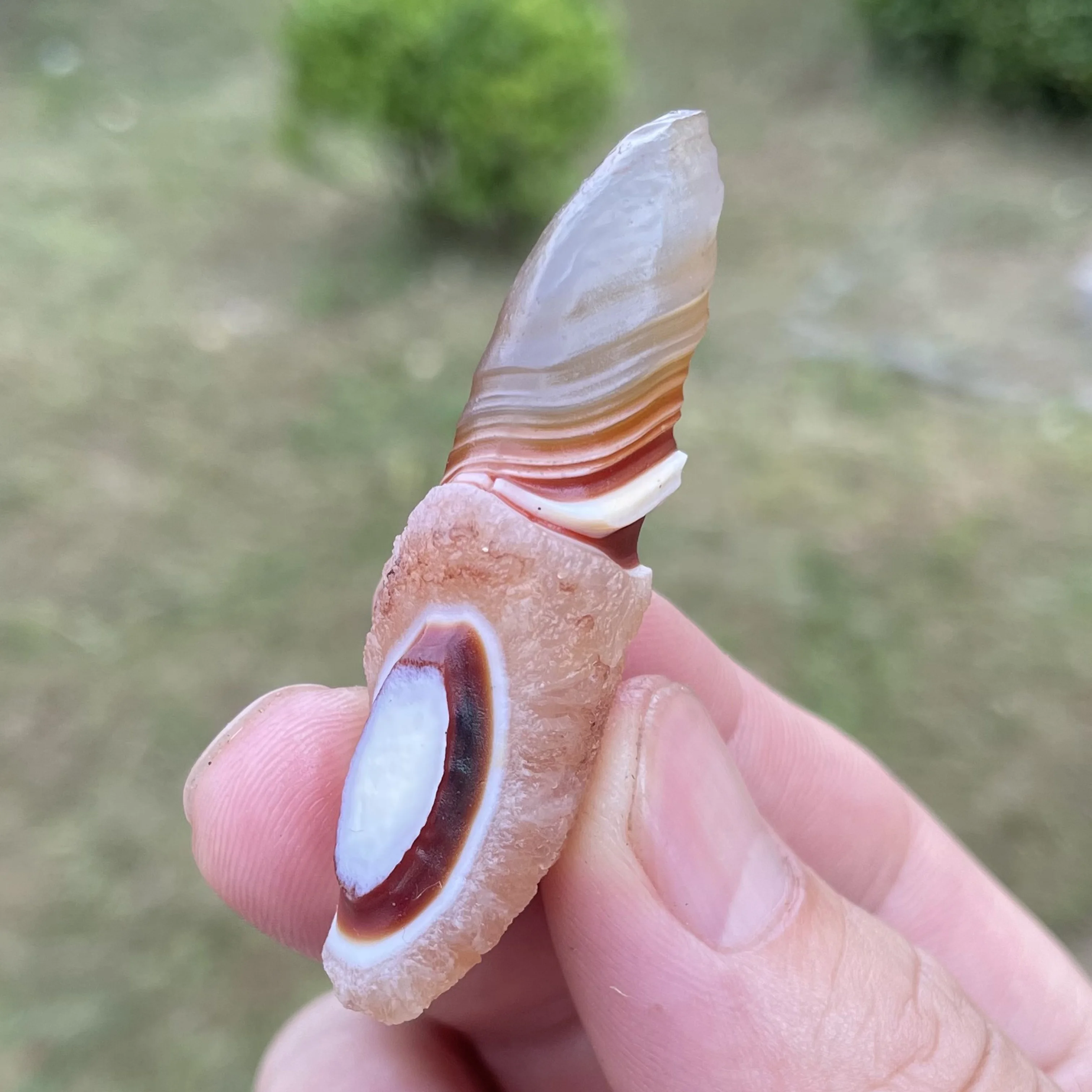 Natural Stick Sardonyx Red Agate Geode Crystal Quartz Points Wizard Meditation Spirit Healing Stone Garden Decor KL01-14