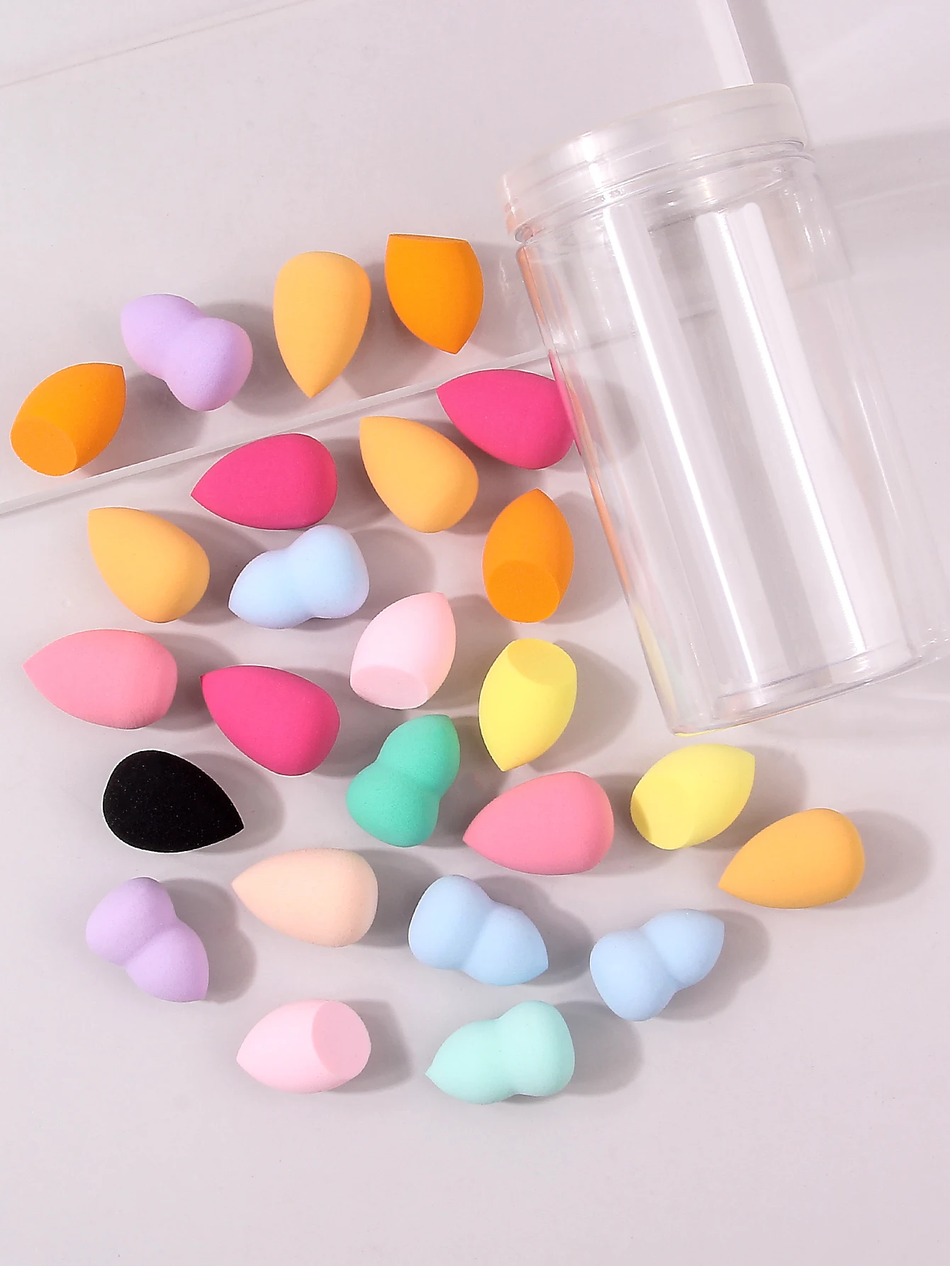 Éponges de maquillage de couleur et de forme aléatoires, outils de mélange sans Latex pour liquide/crème/poudre, paquet de 10/25/50/100