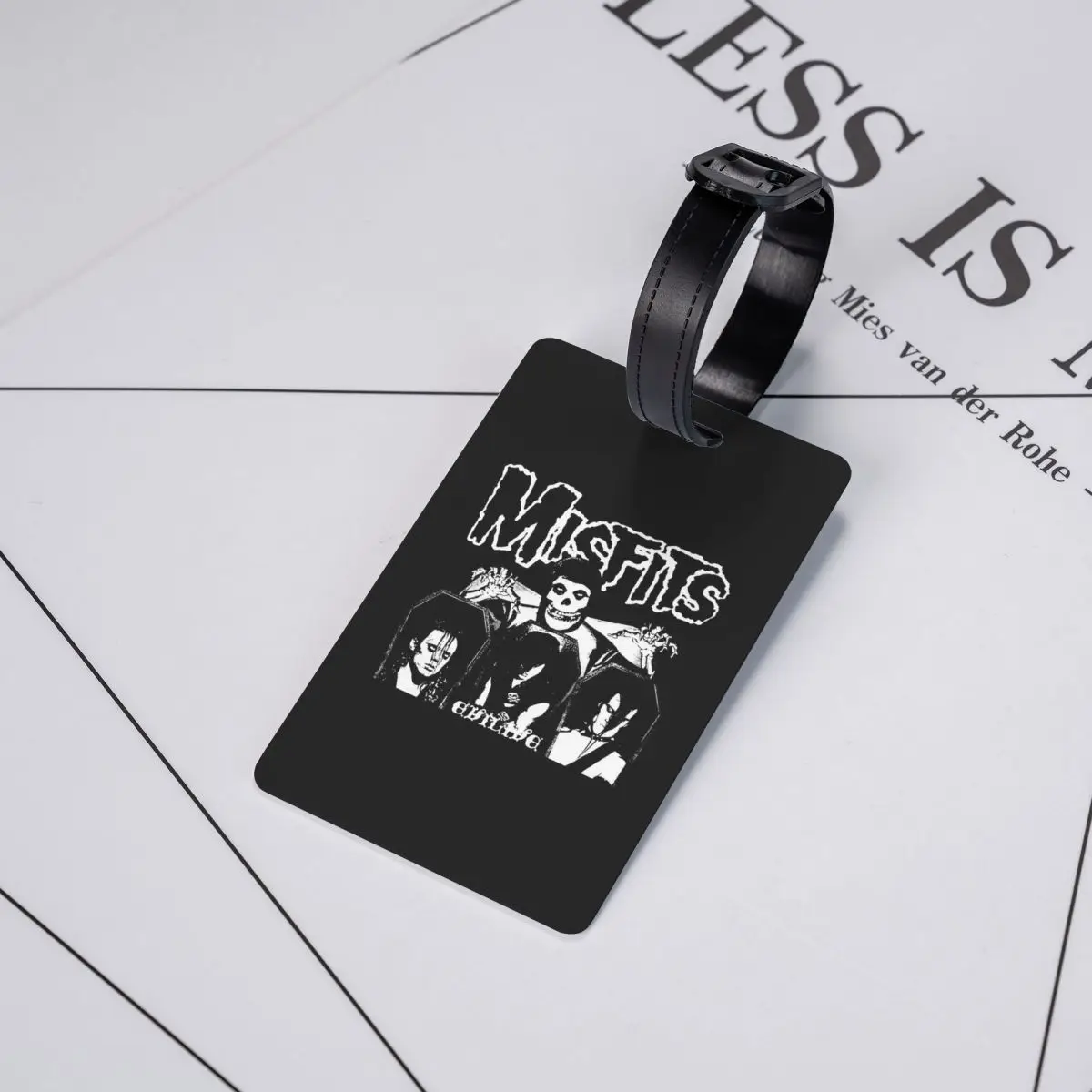 

Misfits Skull Luggage Tags Suitcase Accessories Travel Baggage Boarding Tag Label Holder ID Name Address