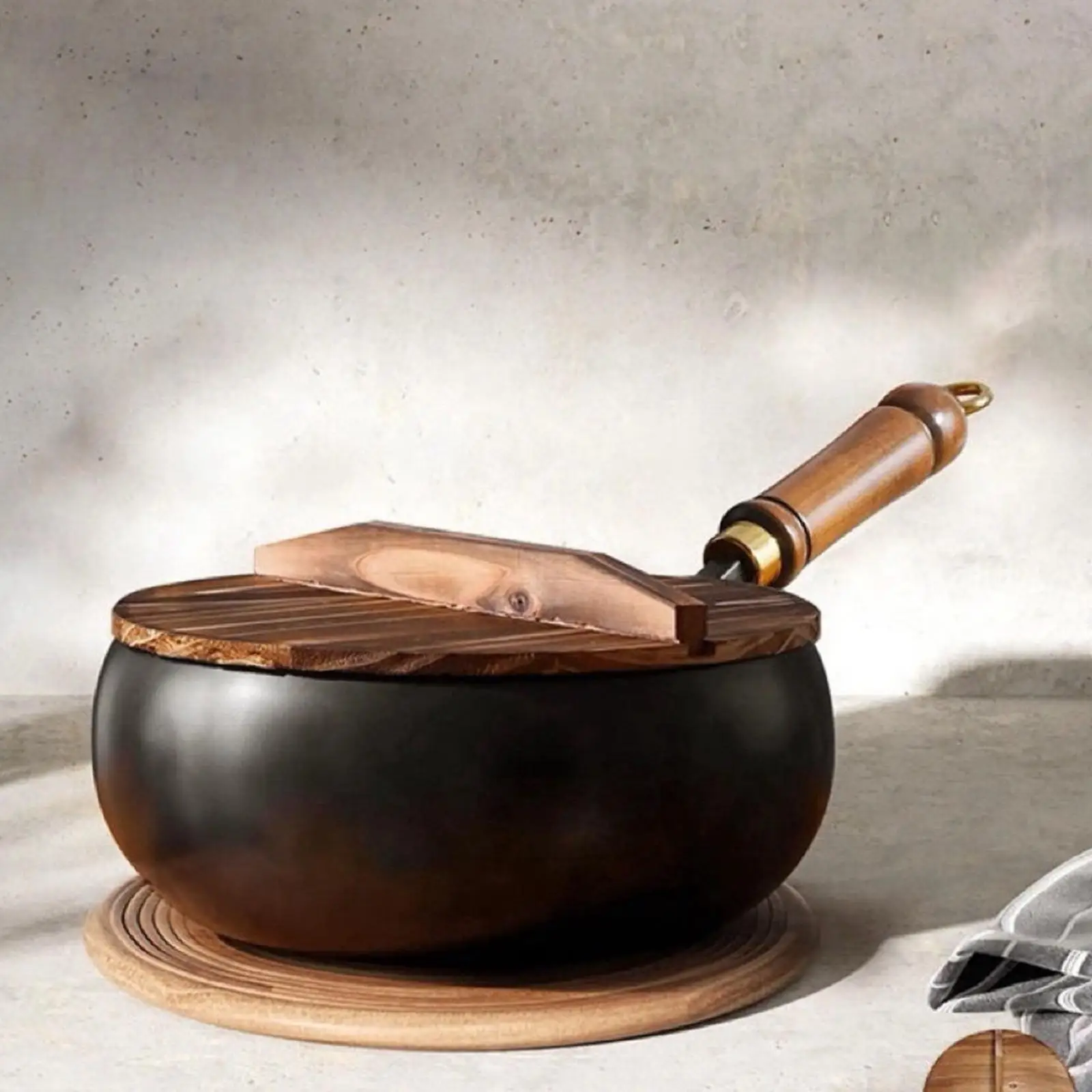 

Nonstick Wok Sautee Cooking Belly Shape Cooking Pot for Camping Home
