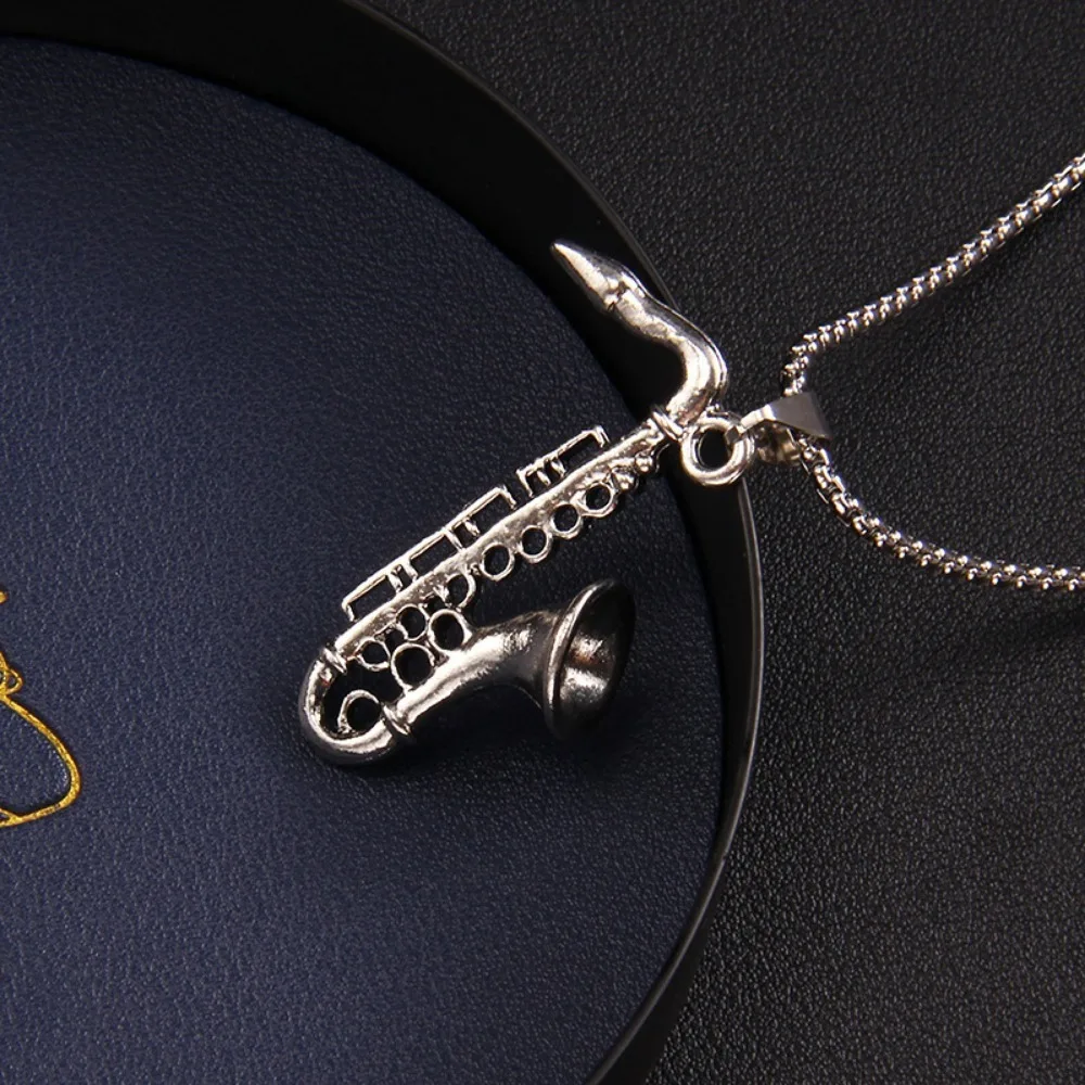 1 Pack Fashion Hip Hop Rock Instrument Saxophone Pendant Necklace Personalized Creative Niche Accessory Pendant Wholesale