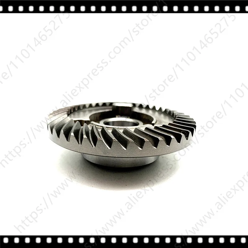 

Шестерня для Makita GA5041R GA5041C GA5041 GA5040R GA5040C GA4541 GA4540R GA4540C 135555 -7