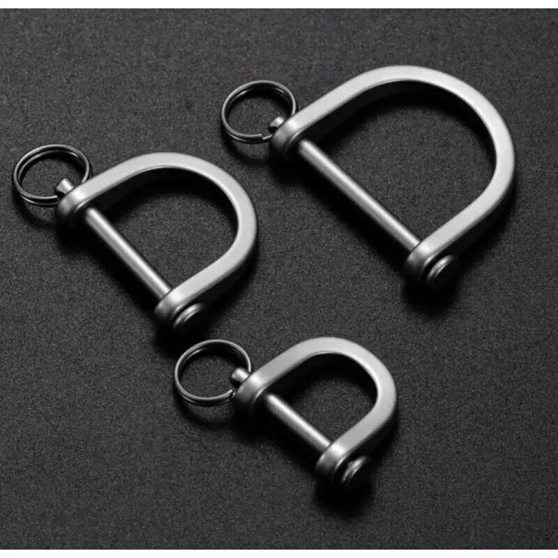 Titanium Alloy Horseshoe Buckle D -type Buckle Key Pendant for Car Keychain