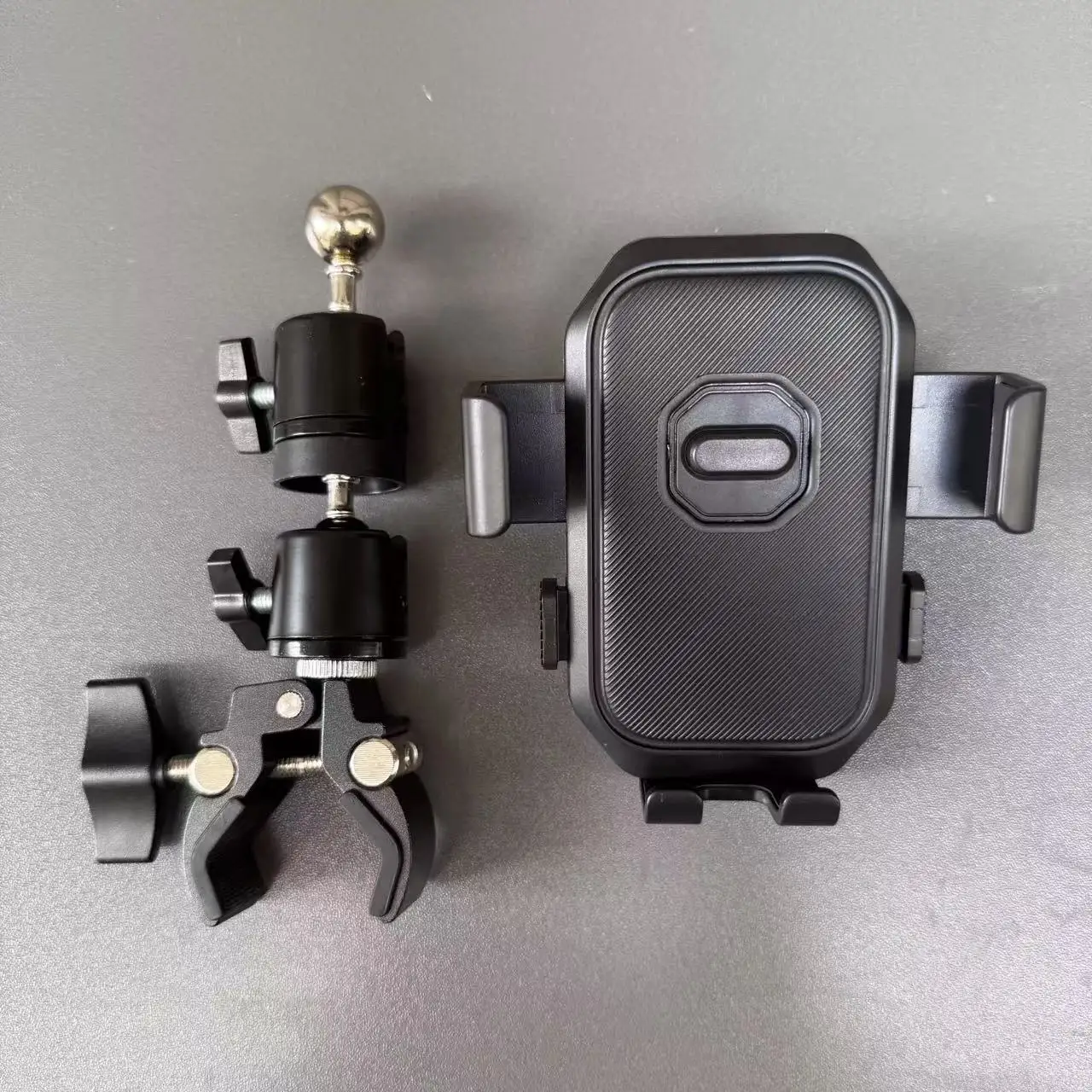 

Metal Clamp Gimbal Phone Holder Extension Rod Suitable for Cycling Excavator Live Broadcast Large Truck