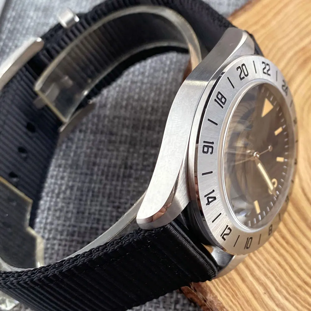 39mm Automatic Watch for Men NH35 PT5000 Movement Black Dial Sapphire Crystal 24 Hours Bezel Nylon Strap Scew-in Crown view 5