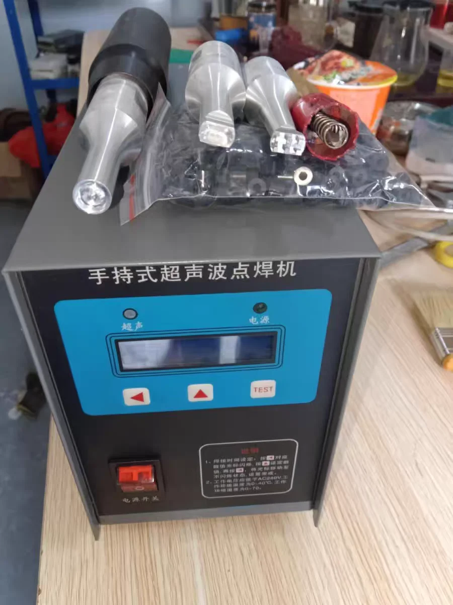 

600W 28KHz KXH-2806 Portable Spot Welding Machine Ultrasonic Kit 10 Heads Non-Woven Medical Electronics Auto