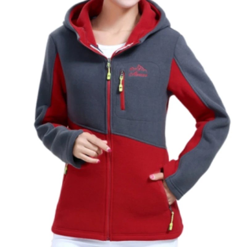 Sudadera de felpa gruesa de talla grande para mujer, abrigo de lana joven y mediana edad, blusa femenina, chaqueta suelta bordada con cremallera