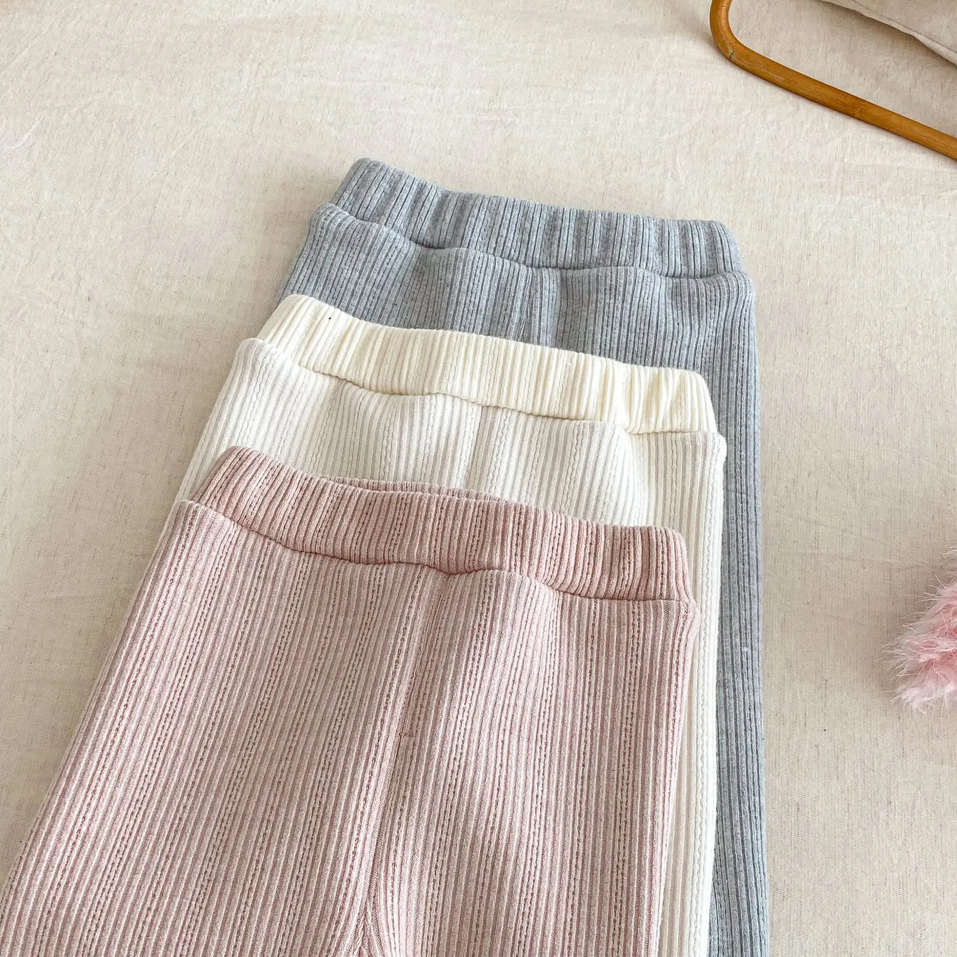 0–5 Jahre Kinder-Mädchen-Leggings, Kleidung, 2026, Frühling, mit Fleece gefüttert, niedliches Kaninchen, bestickt, warme lange Hose, weiche, dehnbare Hose – Detail 16