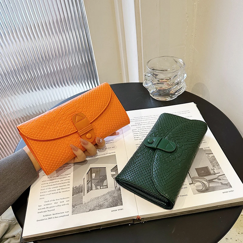 Women's Wallet Crocodile Pattern Slim Long Wallet Foldable Minimalist Multi-functional Card Holder Thin Clutch Purse
