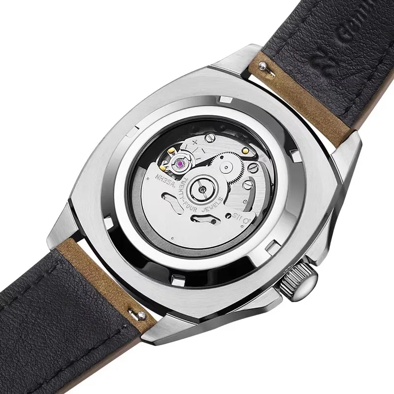 Orologio meccanico automatico da uomo da 41 mm replica pilota dell'aeronautica ceca con movimento giapponese NH35A, squ impermeabile in acciaio inossidabile