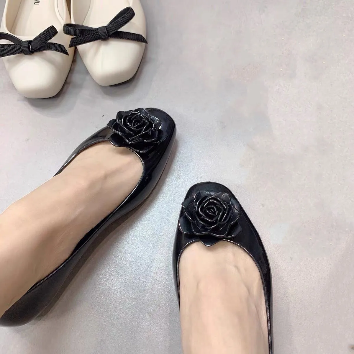 2024 New Spring Jelly Shoes Women Fashion Square Head Flat Bow bun Ladies Single Shoe Classical Cover Feet Grandma Shoes SM223