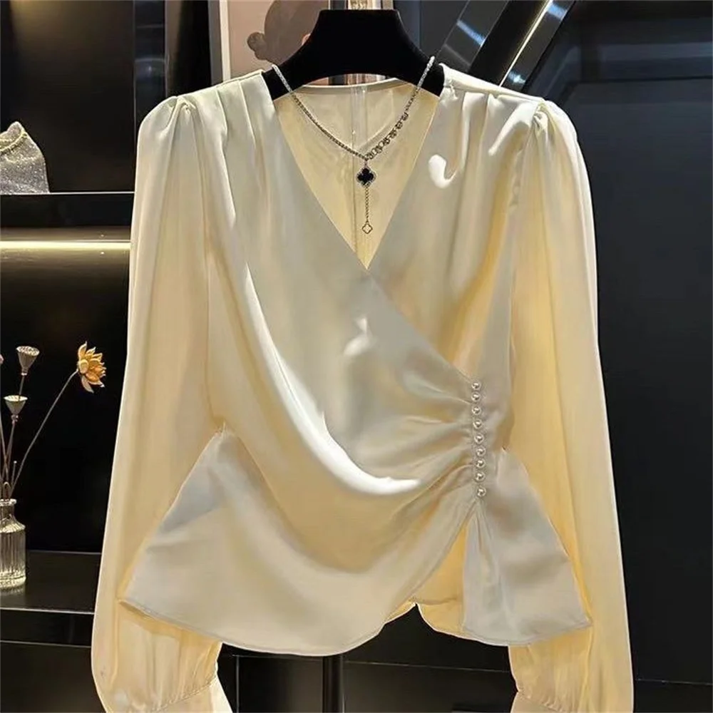 

Spring Autumn Elegant V-neck New Design Blouse Women's Clothing French Fashion Slim Solid High Quality Tops Pleated Shirts 2026