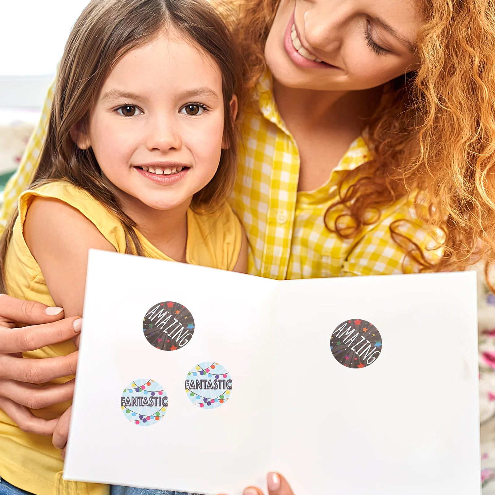 

1 Roll Reward Stickers Adorable Round Cartoon Adhesive Encouragement Decals for School Classroom Homework Motivation