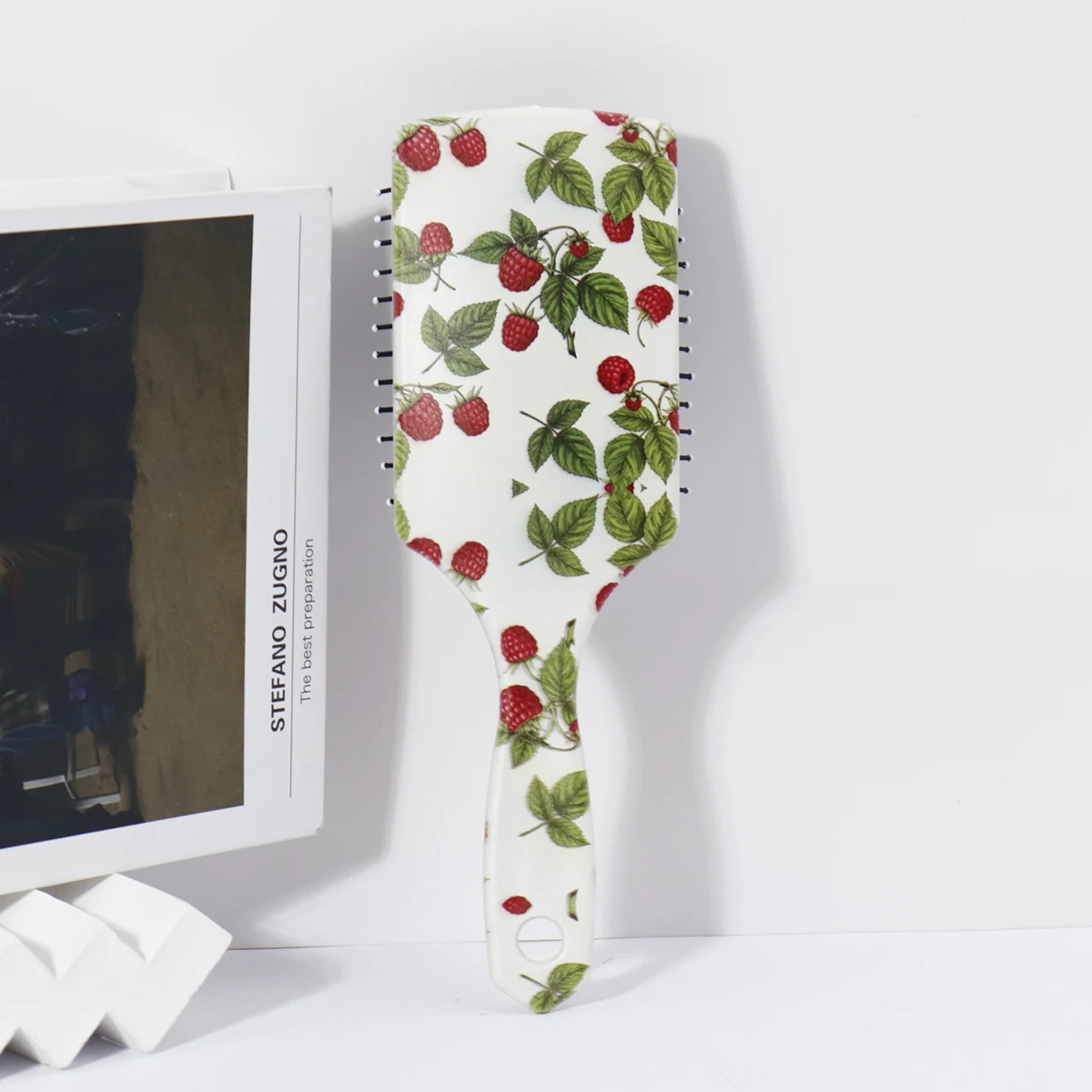 

1 pc of fruit themed scalp massage airbag comb -exfoliating brush,gentle styling and relaxation,Special for real hair wigs