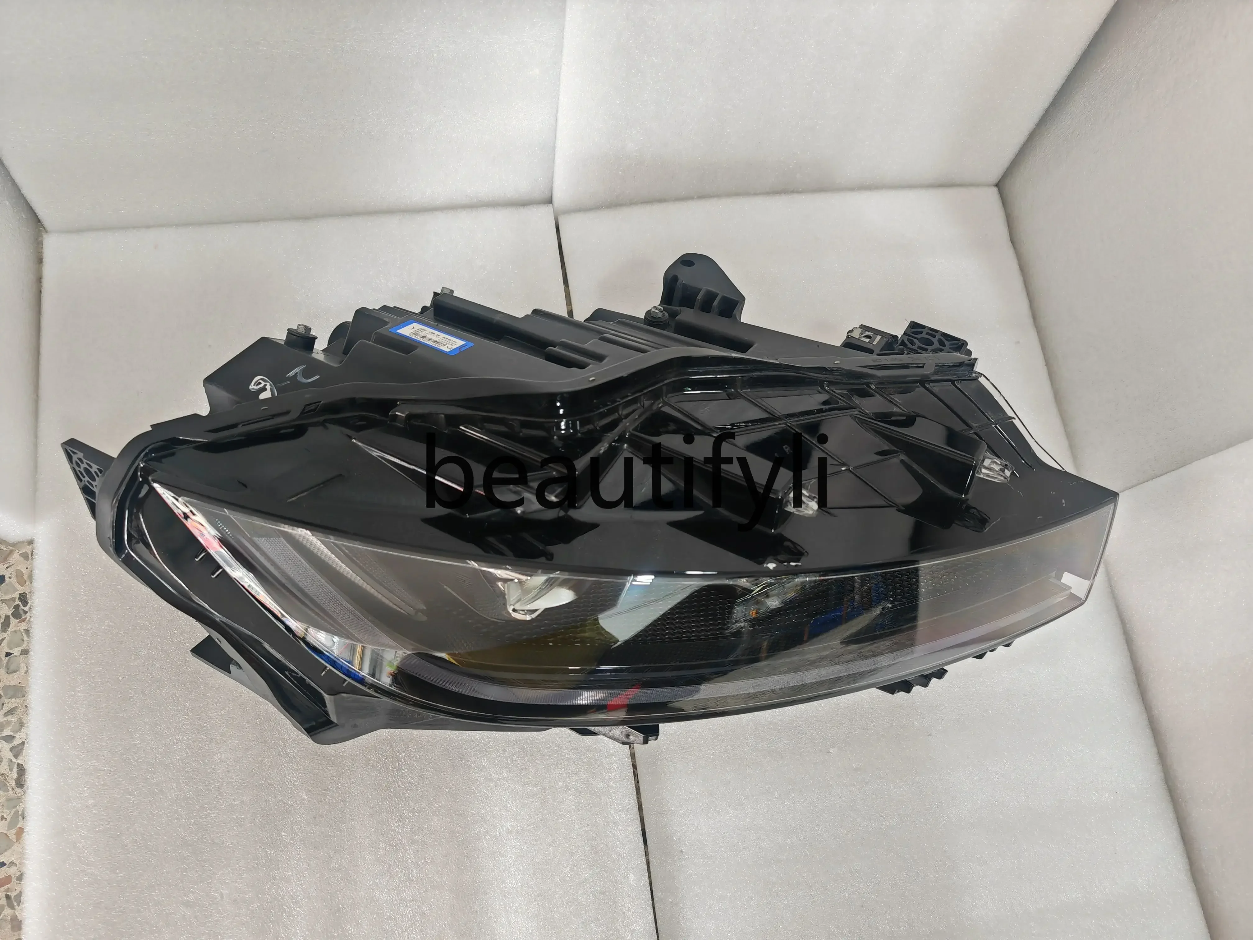 

lt6351 Headlight assembly LED daytime running light