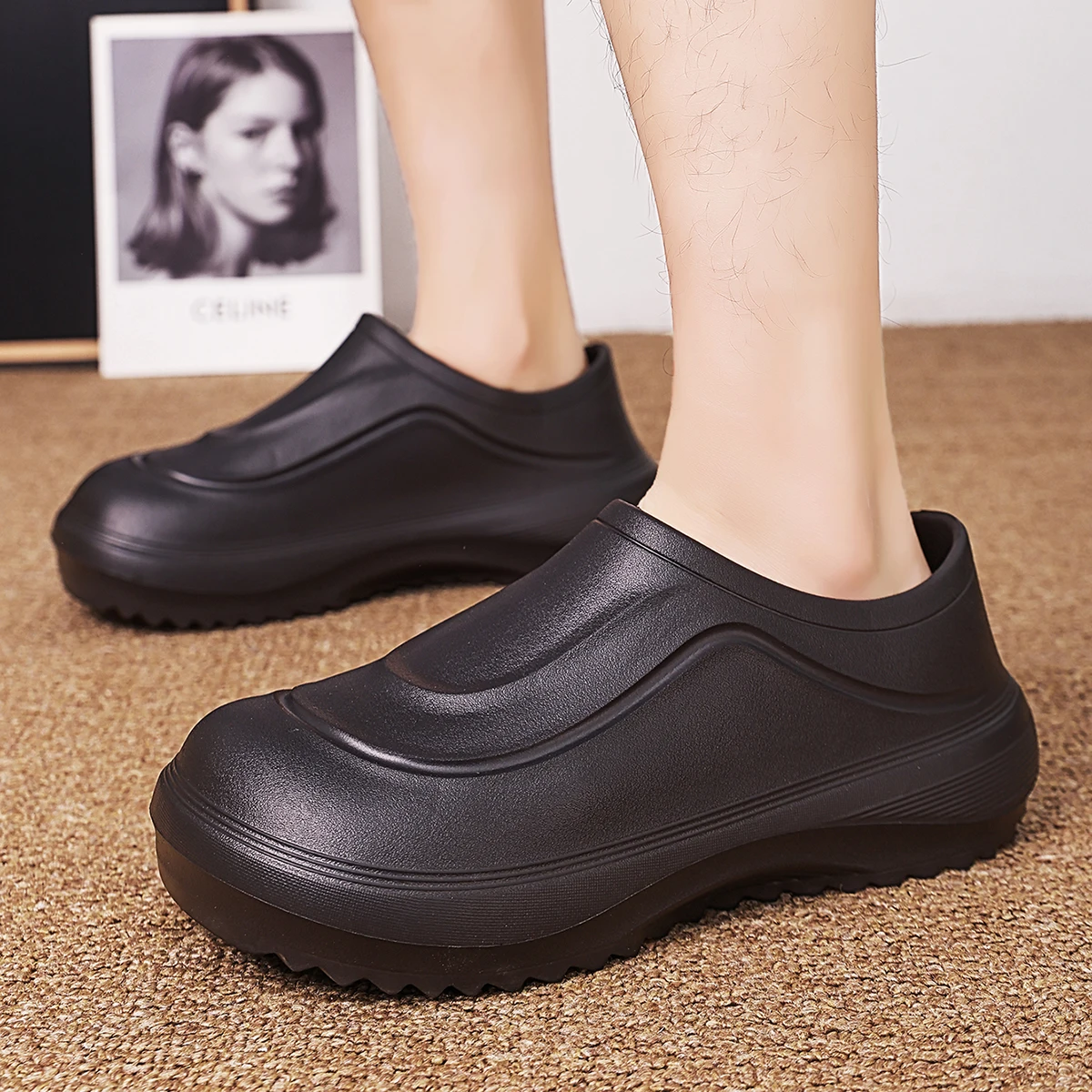 Men Sandals Summer New Style Chef Waterproof Anti-Slip Oil Proof Thick Bottom Labor Protection Shoes Casual Soft Rain Shoes